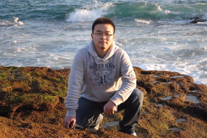 El investigador universitario Zhikun Yu