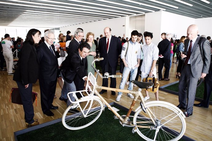 El alcalde de Barcelona, Xavier Trias, visita la BCN Design Week 2013