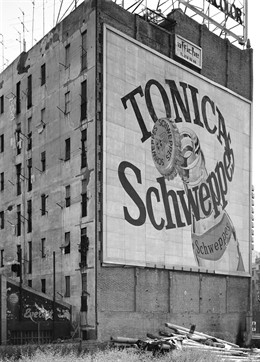 Barcelona 1978 exposción de Manolo Laguillo en el Museo ICO de Madrid 