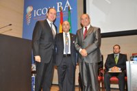 Pedro Hidalgo toma posesión como presidente del Colegio de Médicos de Badajoz