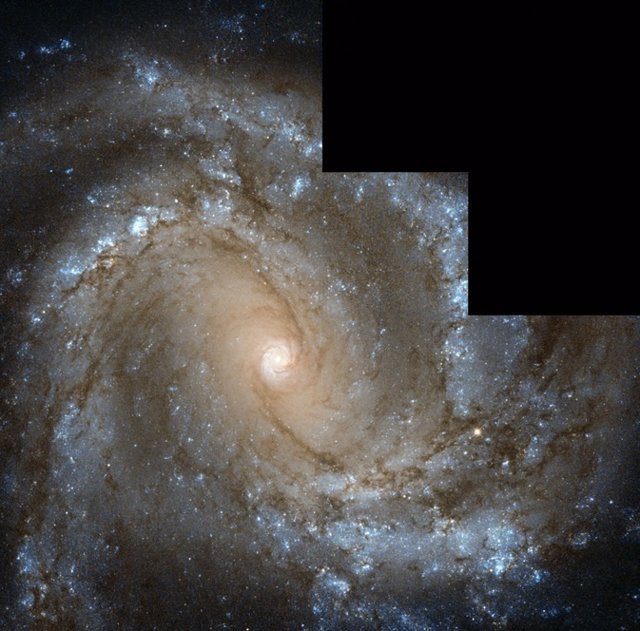 Galaxia mesier 61