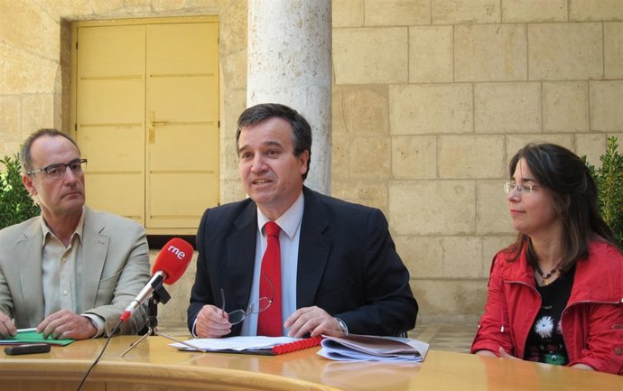 Jose Ramón Alonso durante el balance del programa NueB