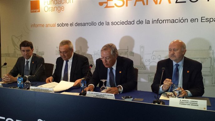 Presentación del informe anual sobre desarrollo de la sociedad de la información