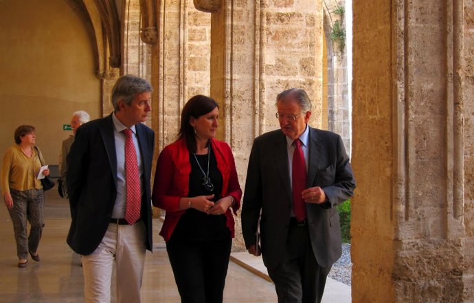 Rafael Ripoll, Maria José Català y Felipe Garín en el Centre del Carme