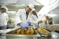 Madrid-AMP-González dice que si no se archiva la querella de Afem podría poner en cuestión el 30% de la sanidad española