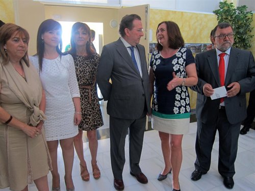 De Llera y Moreno charlan en el balance del proyecto 'Libros con Emociones'.