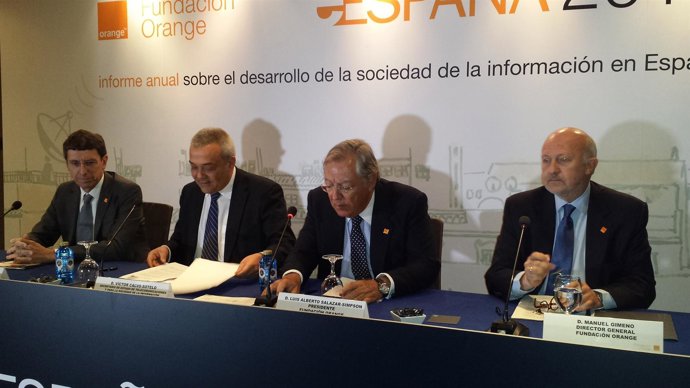 Presentación del informe anual sobre desarrollo de la sociedad de la información