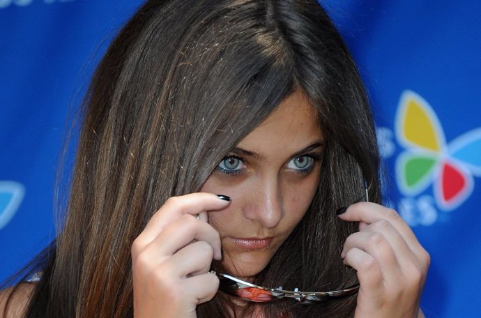 LOS ANGELES, CA - AUGUST 08:  Michael Jackson's daughter Paris Jackson attends C