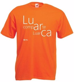 Camiseta Que Promociona La Guía "Luarca Comparte Luarca"