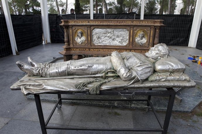 Mausoleo del General Prim