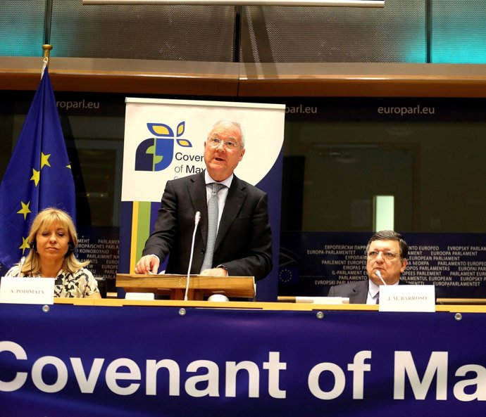 Valcárcel, Durao Barroso y Podimata