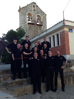 Foto de los integrantes del grupo 'Dos Orillas'