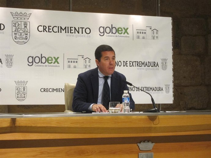 Pedro Tomás Nevado-Batalla