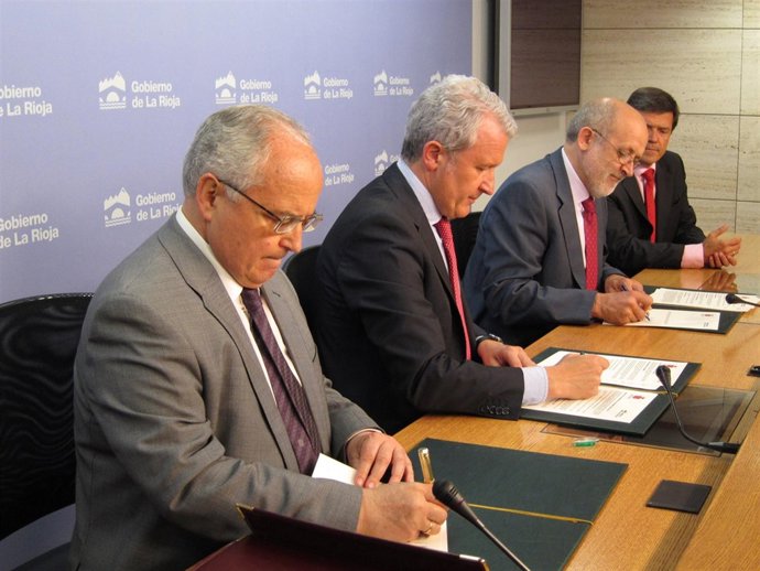 Firma convenio Gobierno riojano y CGPJ