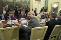 Wert reconsiderará la nota de corte del 6,5 para acceder a una beca