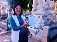 Cementerio de Granada implanta una aplicación de móvil pionera en España para hacer rutas turísticas