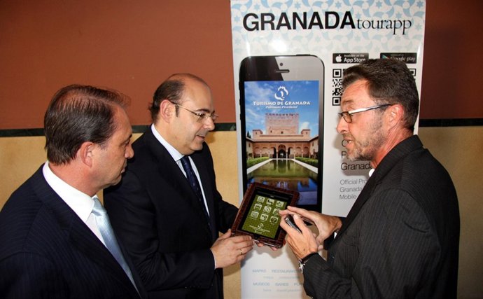 Presentación 'Granada Tourapp'