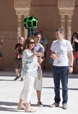 Presentación del Trekker de Google en la Alhambra