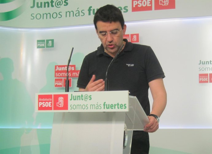 Rueda de prensa del visecretario general del PSOE andaluz,  Mario Jiménez