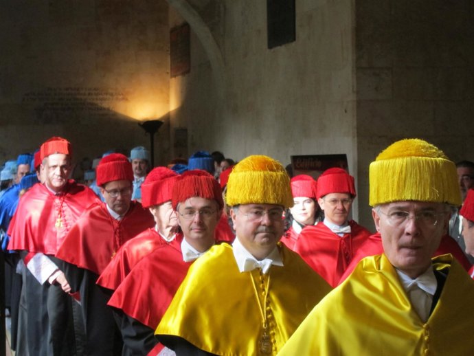 Apertura del curso de la USAL