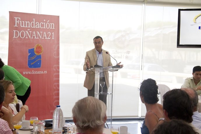 El presidente de la Diputación, Ignacio Caraballo, en el Ciecem. 