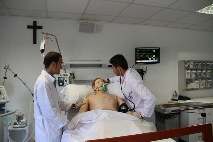 Docentes de la Facultad de Enfermería de la UCAM