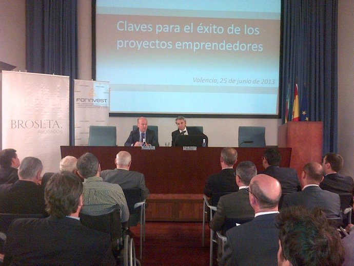 Buch clausura una jornada sobre proyectos emprendedores