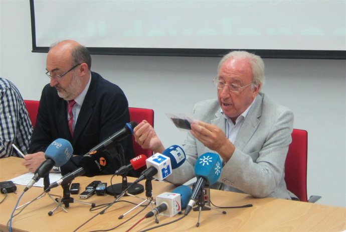 Ruiz de Almodóvar, con tela de carbón activado