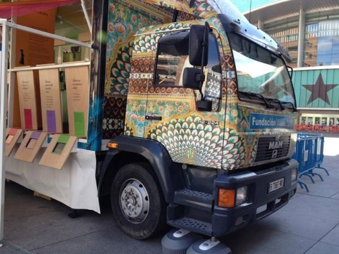 Camión itinerante de la Fundación Vicente Ferrer
