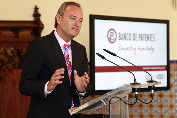 Alberto Fabra en el I Foro de Transferencia Tecnológica