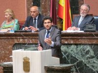 El PP piensa que "es el momento adecuado" porque "nuestra máxima prioridad es recuperar el mercado de trabajo"