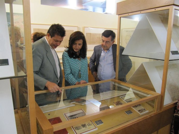 Marta Alonso inaugura la exposición 'Alamedas y Jardines de Valencia'