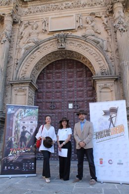 Moreno, Olmedilla y Lozano en la presentación del I Cinefan Festival de Úbeda.