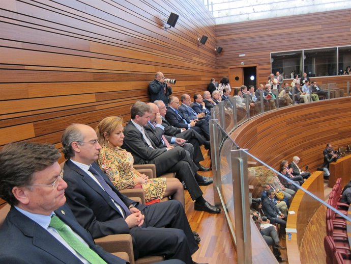 Tribuna de las Cortes durante el Debate