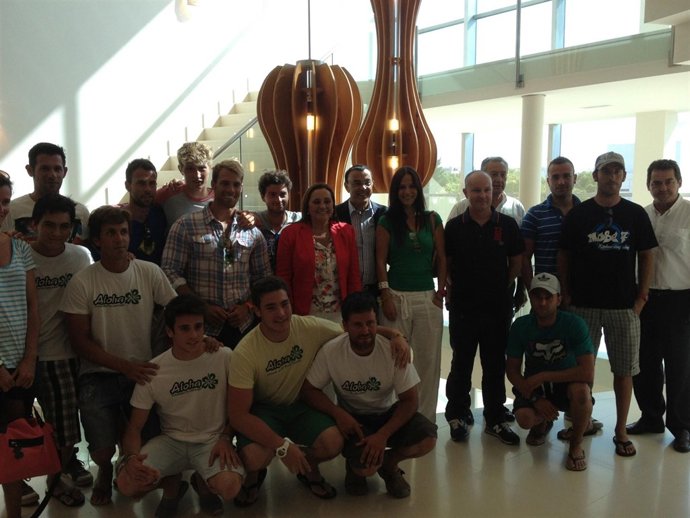 Presentación del campeonato de kiteboarding en Isla Cristina. 