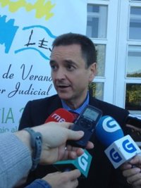 Almenar estima sobre un año el plazo para resolver las demandas de preferentistas, con un éxito del "80-90%"