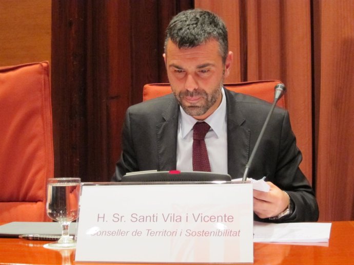 El conseller Santi Vila en el Parlament