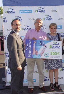 Entrega cheque Asociación Pretox