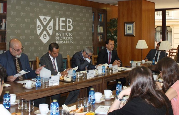 Presentación informe 'Mercado Alternativo de Renta Fija (MARF) como apoyo a los 