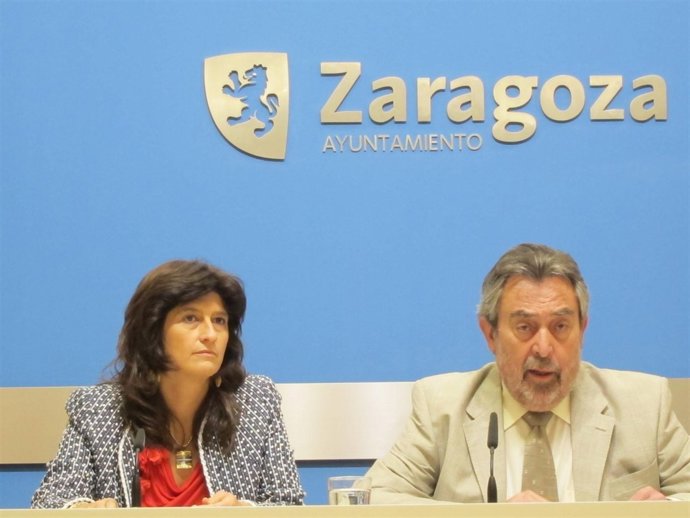 Belloch y la consejera municipal Dueso presentan borrador línea 2 del tranvía