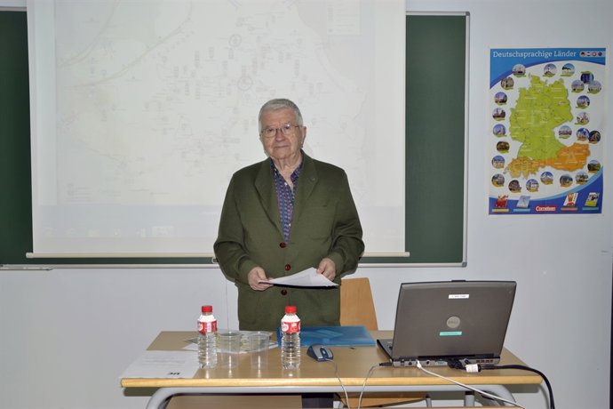 El historiador Ángel Sánchez de la Torre