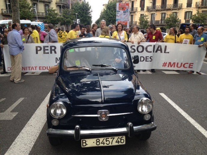 Manifestación convocada por la Muce contra los recortes educativos
