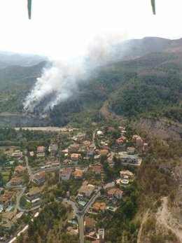 Imagen del incendio en Real de Gandia difundida por el CCE en twitter.