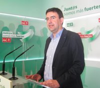 PSOE-A agotará la legislatura si marcha "con normalidad", pero defiende tener "cubiertas todas las eventualidades"