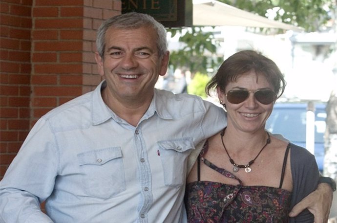 Carlos Sobera junto a su mujer Patricia Santamarina