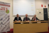 Urkullu es el político vasco más valorado, rozando el aprobado con un 4,5, tras una bajada semestral de cuatro décimas