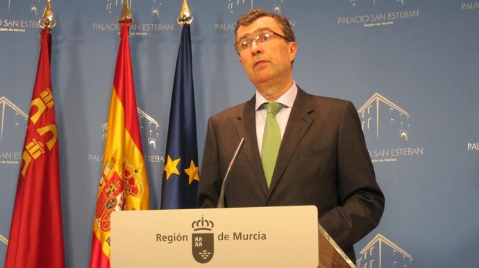 Ballesta en rueda de prensa del Consejo de Gobierno