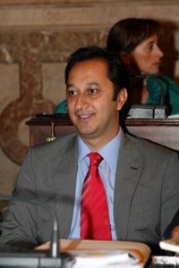 Celis ve "difícil" que alguien al margen de la "estructura" de la dirección logre los avales suficientes para primarias