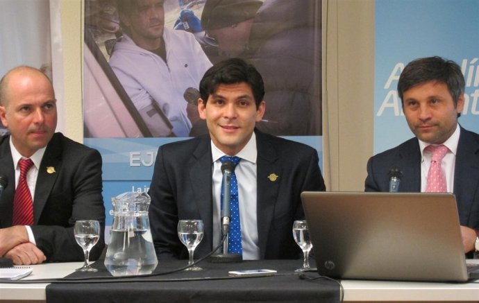 Matías Ola, nadador