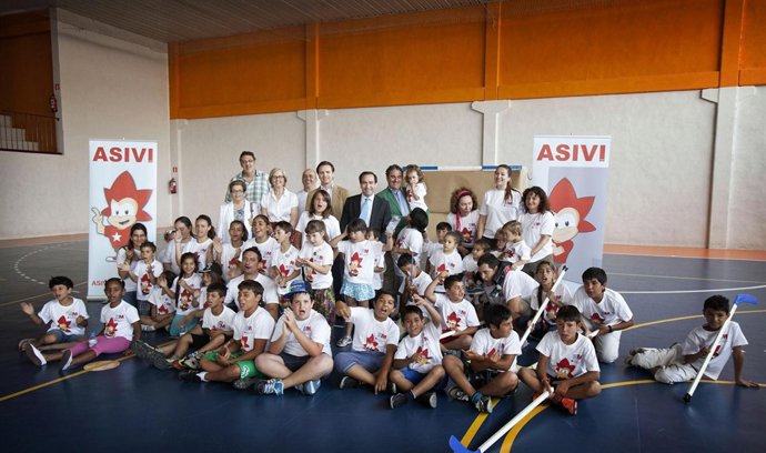 Carabante visitó hoy en Getafe los talleres organizados por el IRIS para menores